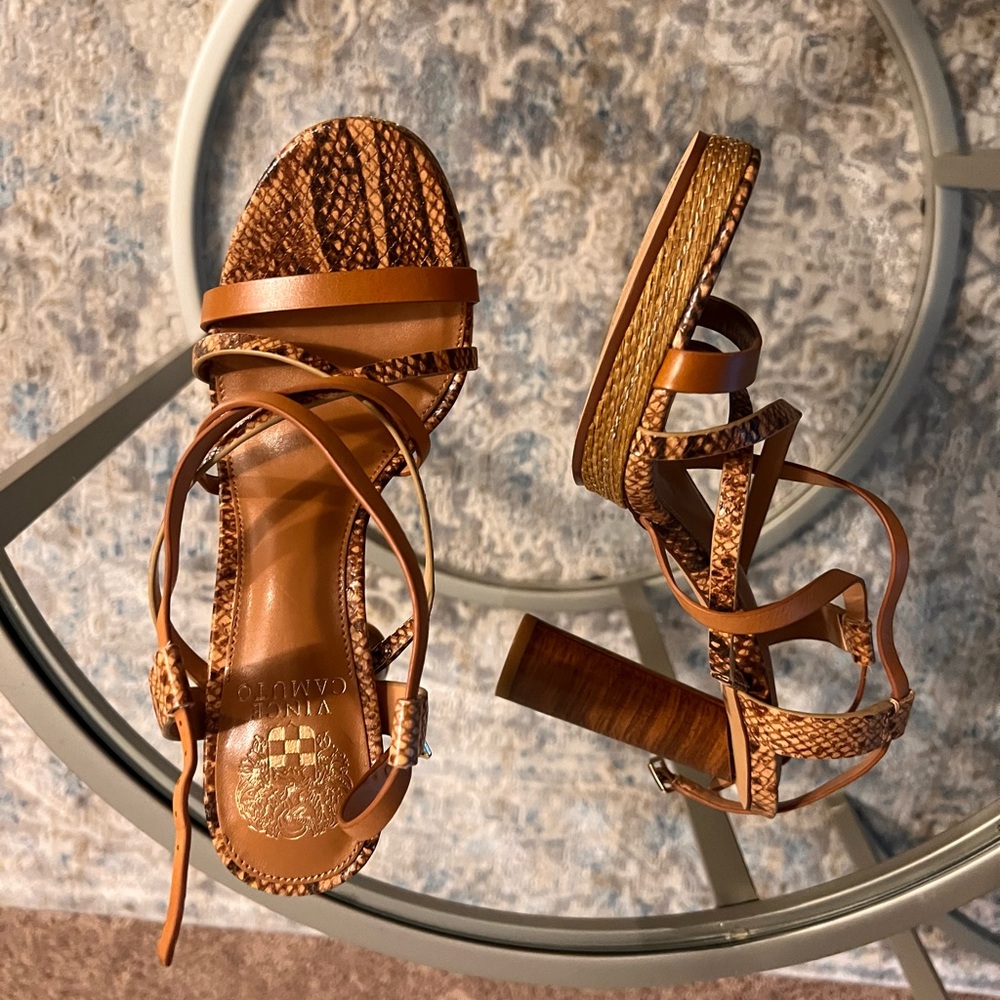 Vince Camuto Leather Snake Print Lace Up Heeled Sandals Size 7.5 nwot - Picture 3 of 13